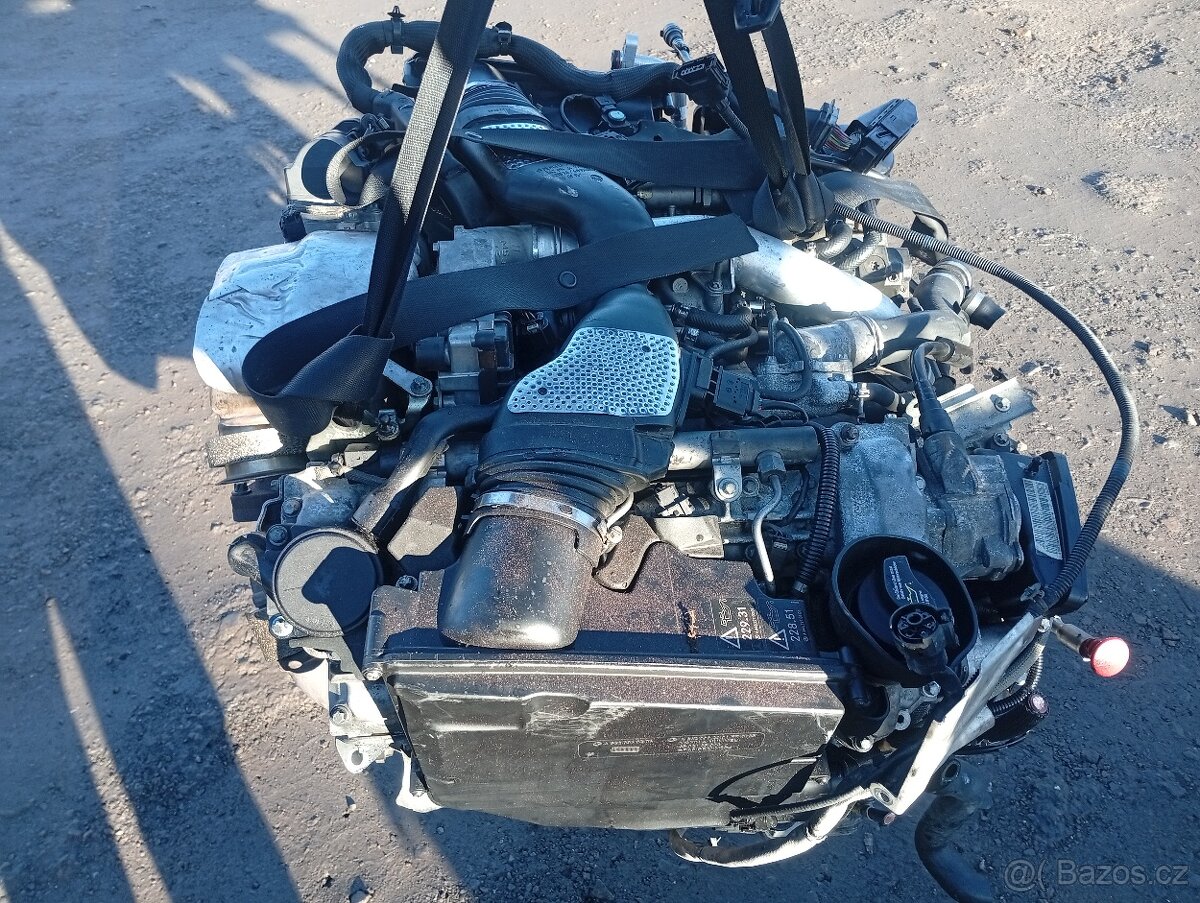 MERCEDES ML W164, R V251, GL X164 3,0CDI MOTOR - 3