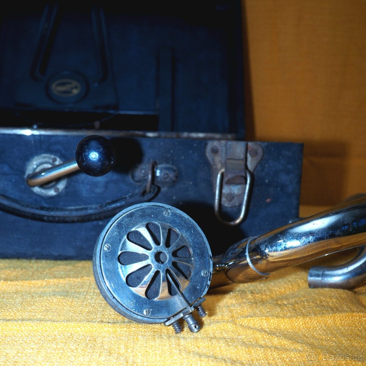 Prodám starožitný gramofon - 3