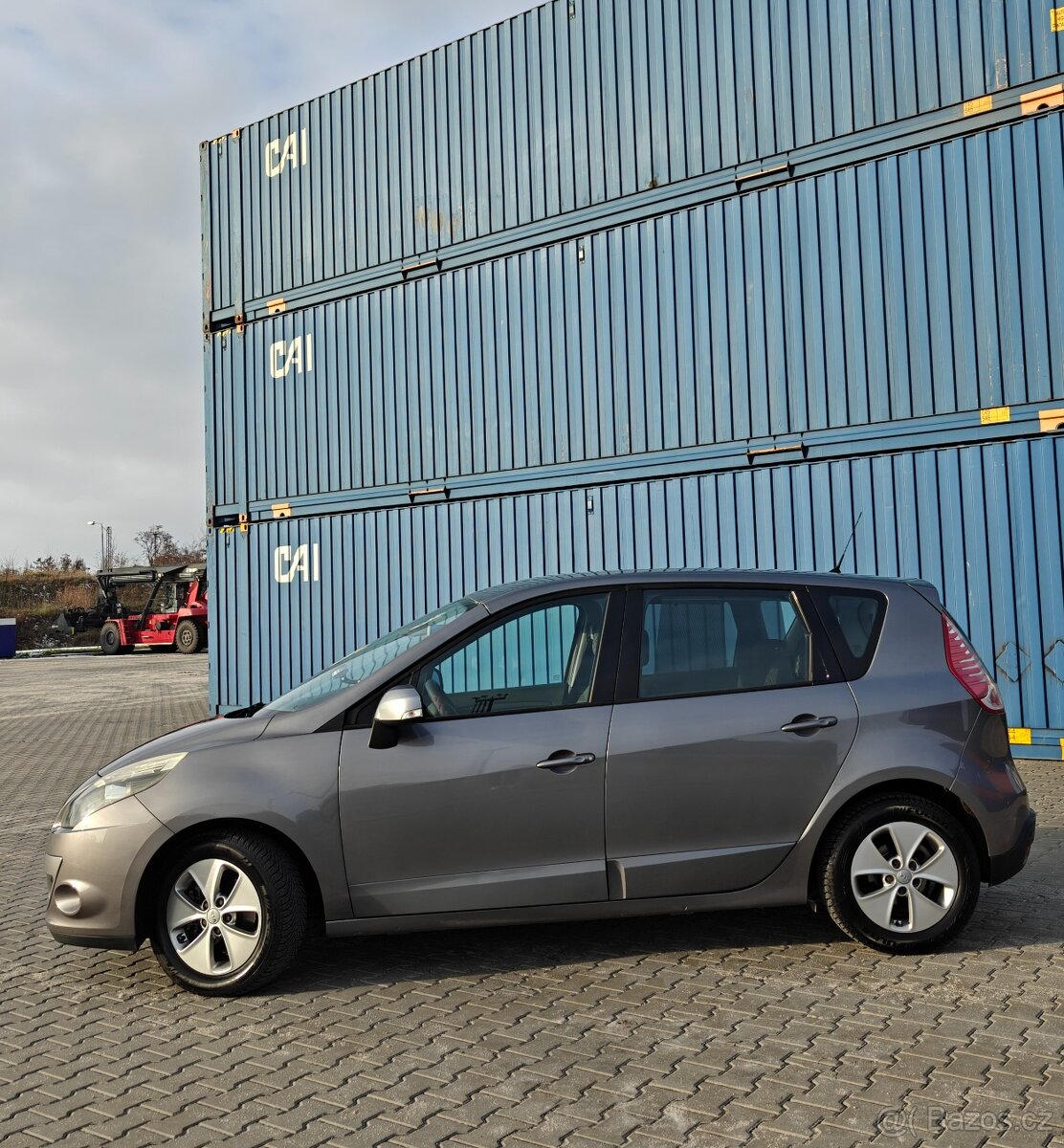 Renault Megane Scénic DCi - 3