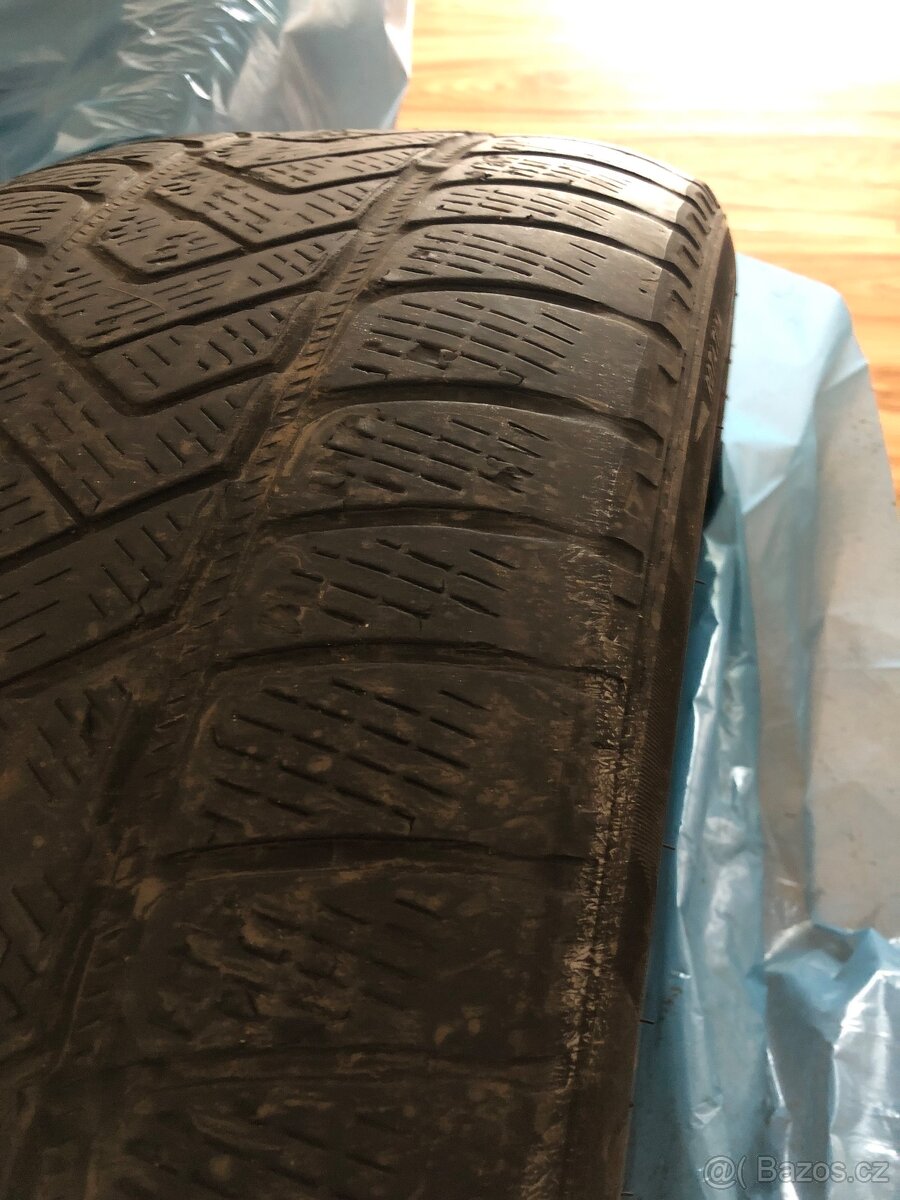 Pirelli Scorpion 255/45 R20 - 285/40 R20 - 3