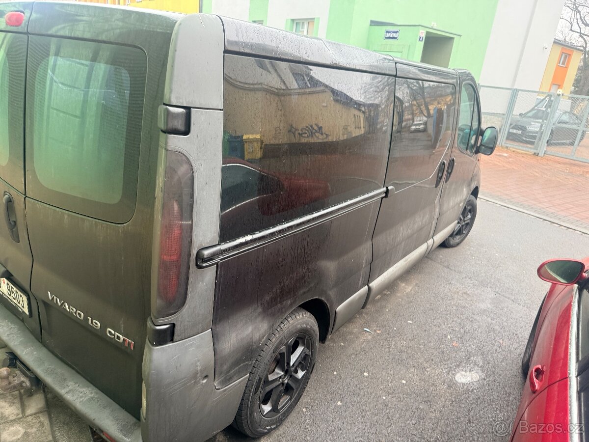 Na náhradní díly - 3