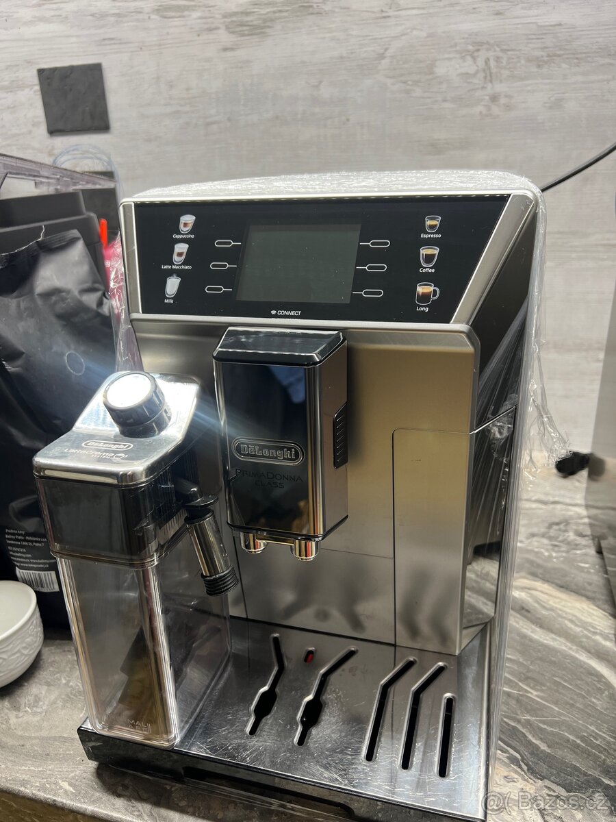 Delonghi PrimaDonna Elite - 3