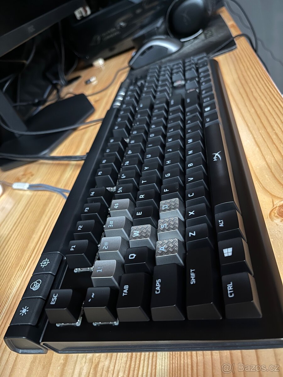 HyperX Alloy Elite RGB - 3