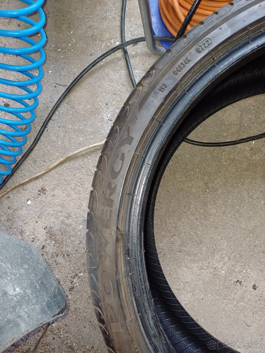 Pirelli 225/35 r19 - 3