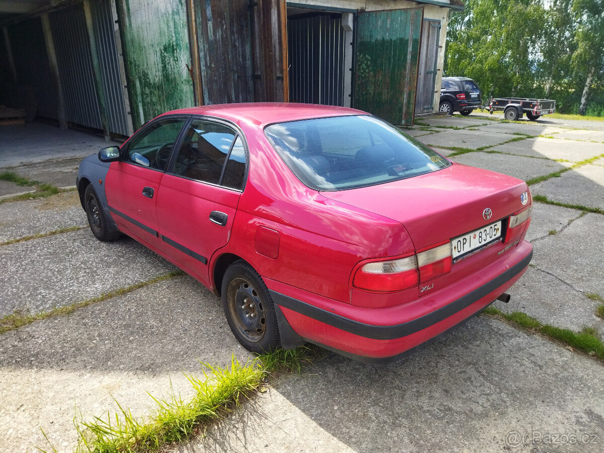 Carina e 1.6 16V - 3