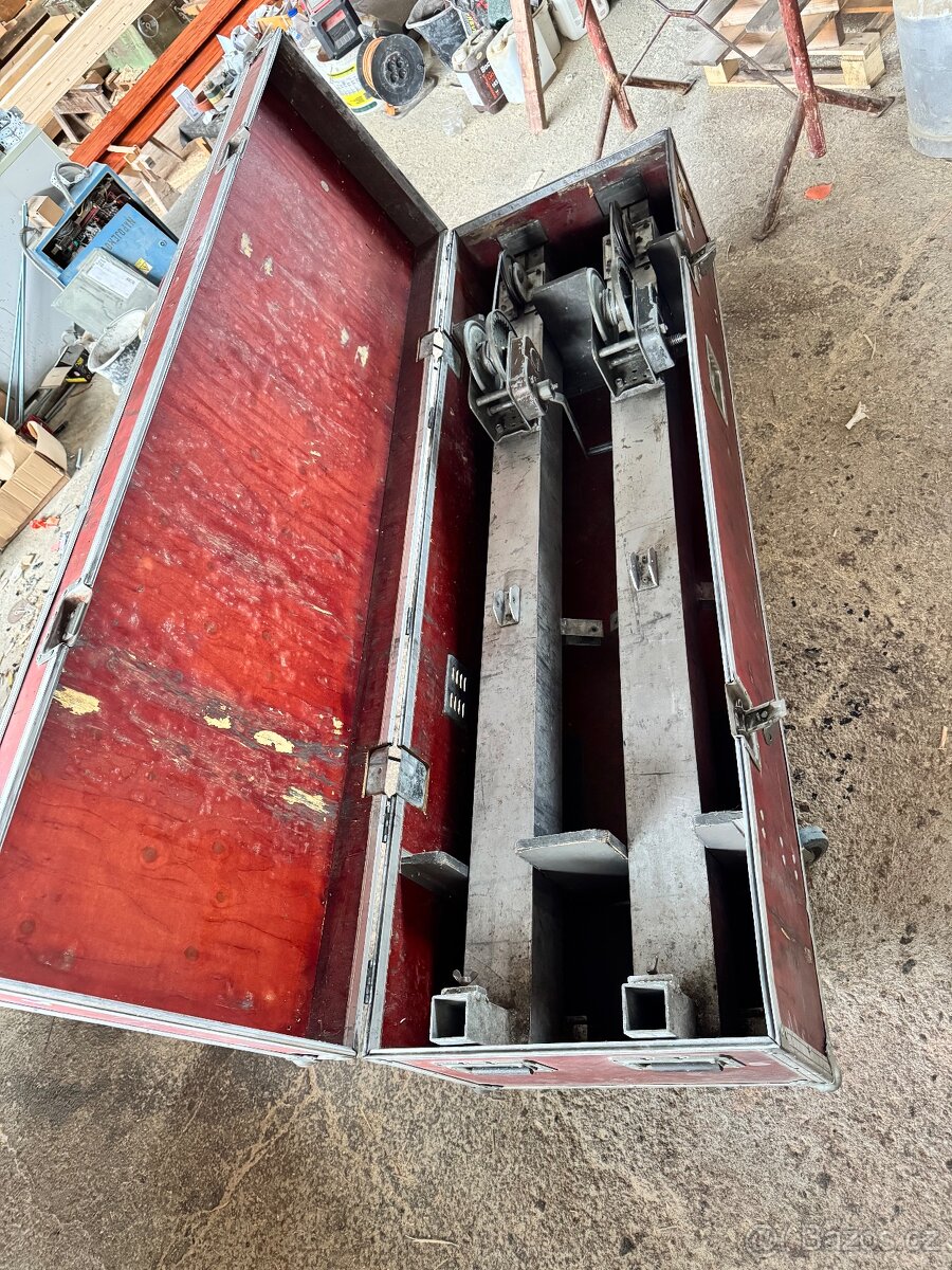 2x Tower lifty 250kg/5,7m - 3
