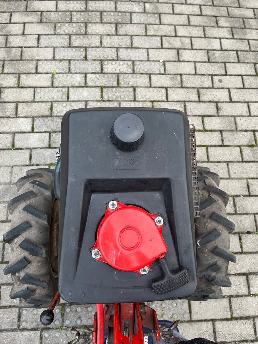 Malotraktor VARI + valník zdarma - 3