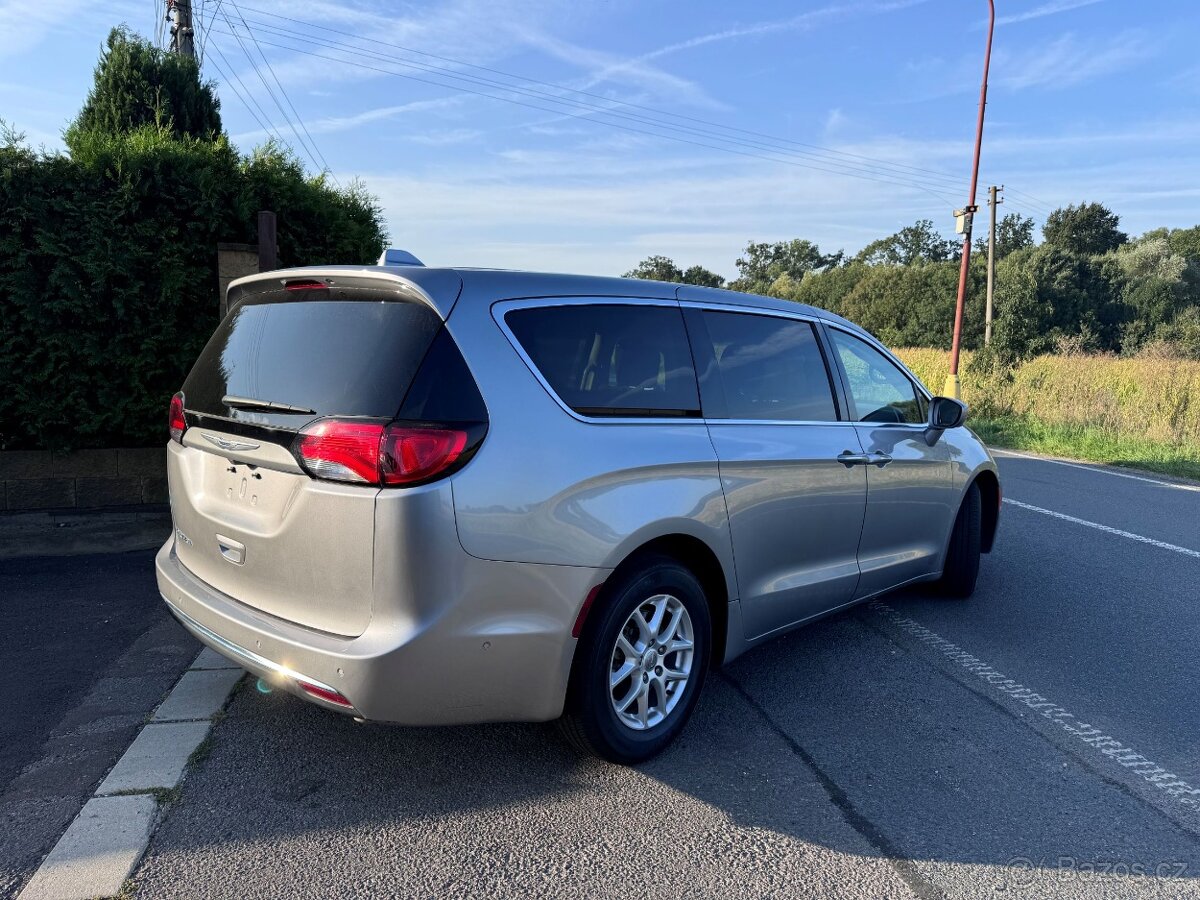 Chrysler Pacifica 3,6 RU Čocka Adapttemp 2020 DPH - 3