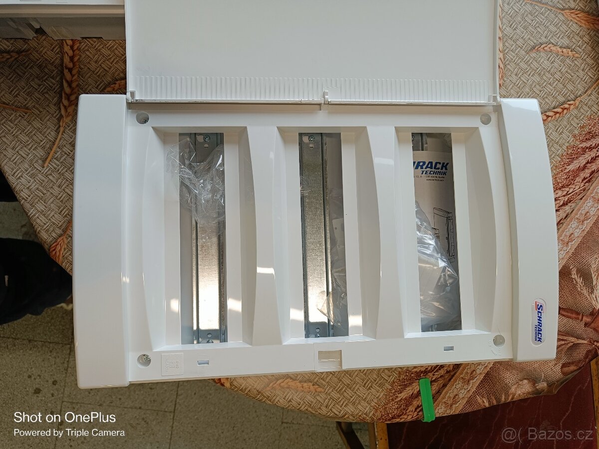 Rozvodnice zapuštěná,3x 12 modulů - 2KS - 3