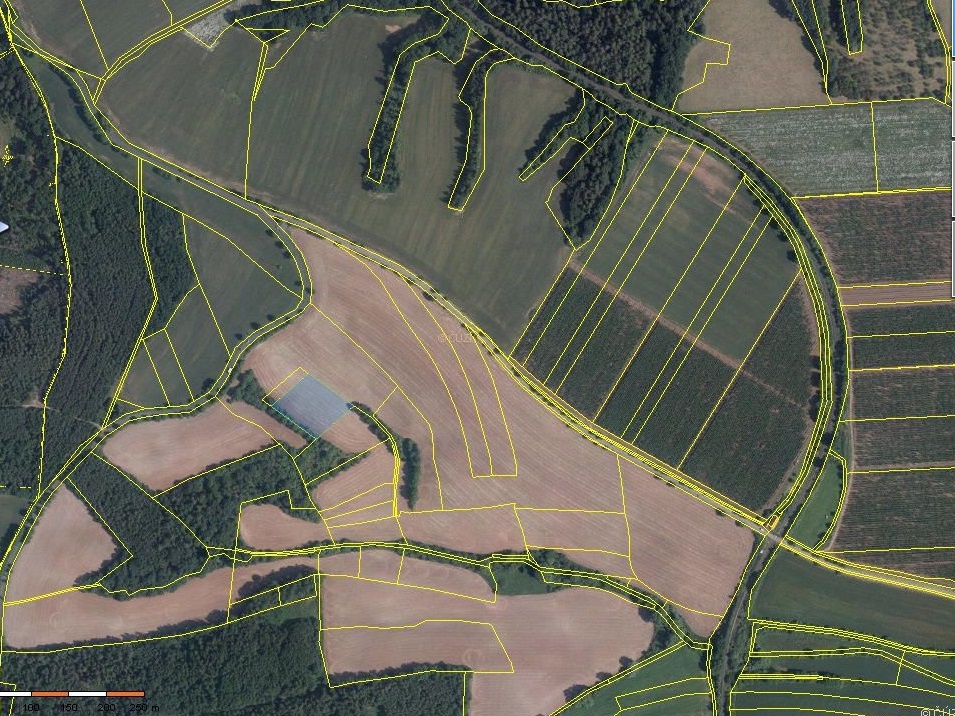 Orná půda v k.ú. Deštnice - Louny - 3