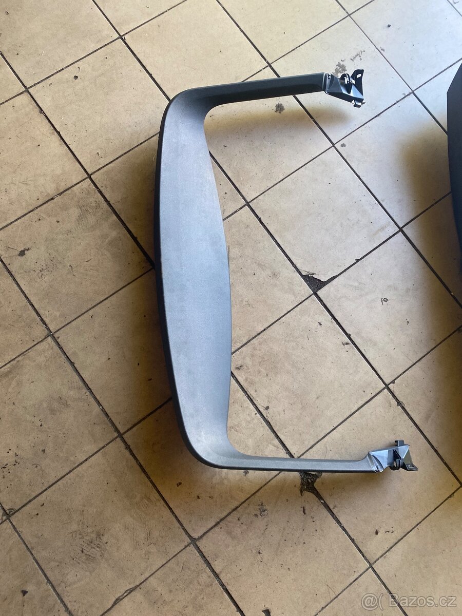 Kryty pátých dveří Škoda Octavia 3 combi - 3