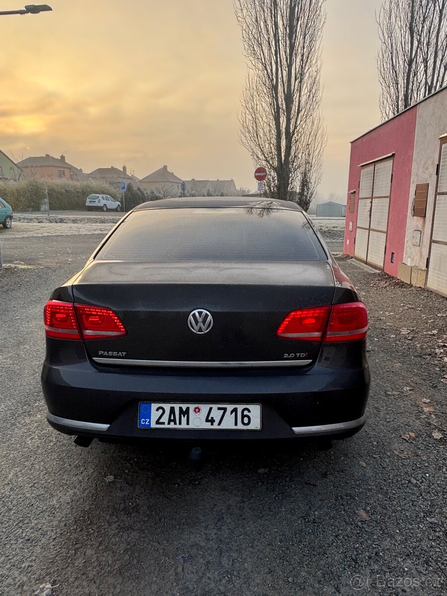 Volkswagen passat b7 2.0TDI 125kw DSG 4motion - 3