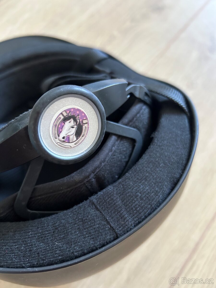 Jezdecká přilba pro začátečníka - 3