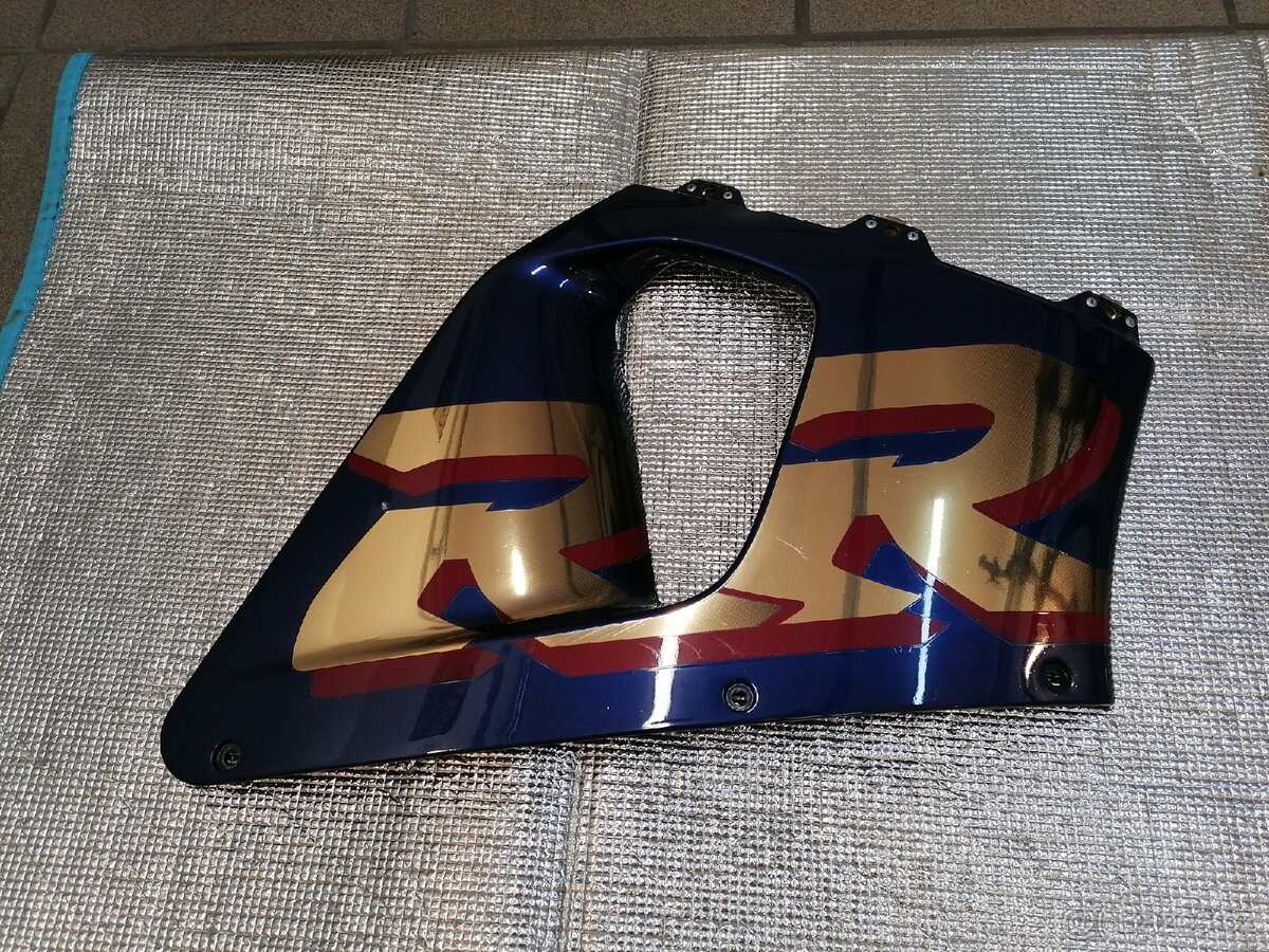 Honda CBR 900 RR - 3