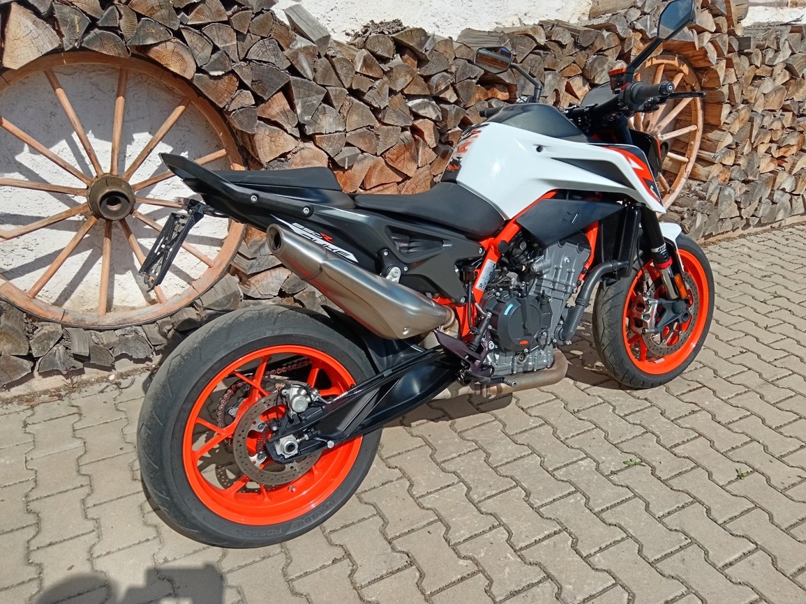 KTM DUKE 890 R - 3