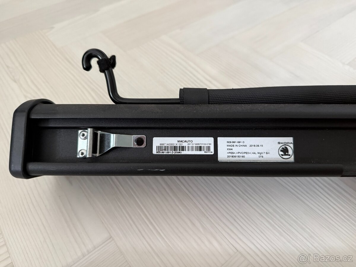 Škoda Octavia 3 - dělící síť a multifunkční kapsa - 3