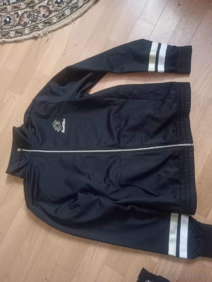 Dámské oblečení - 3