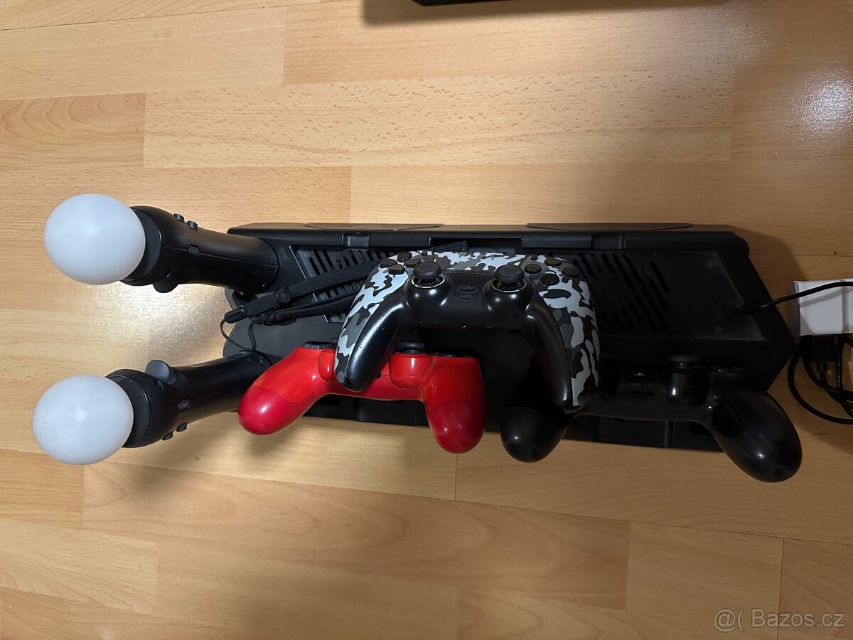PS4+VR+ovladače+12her - 3
