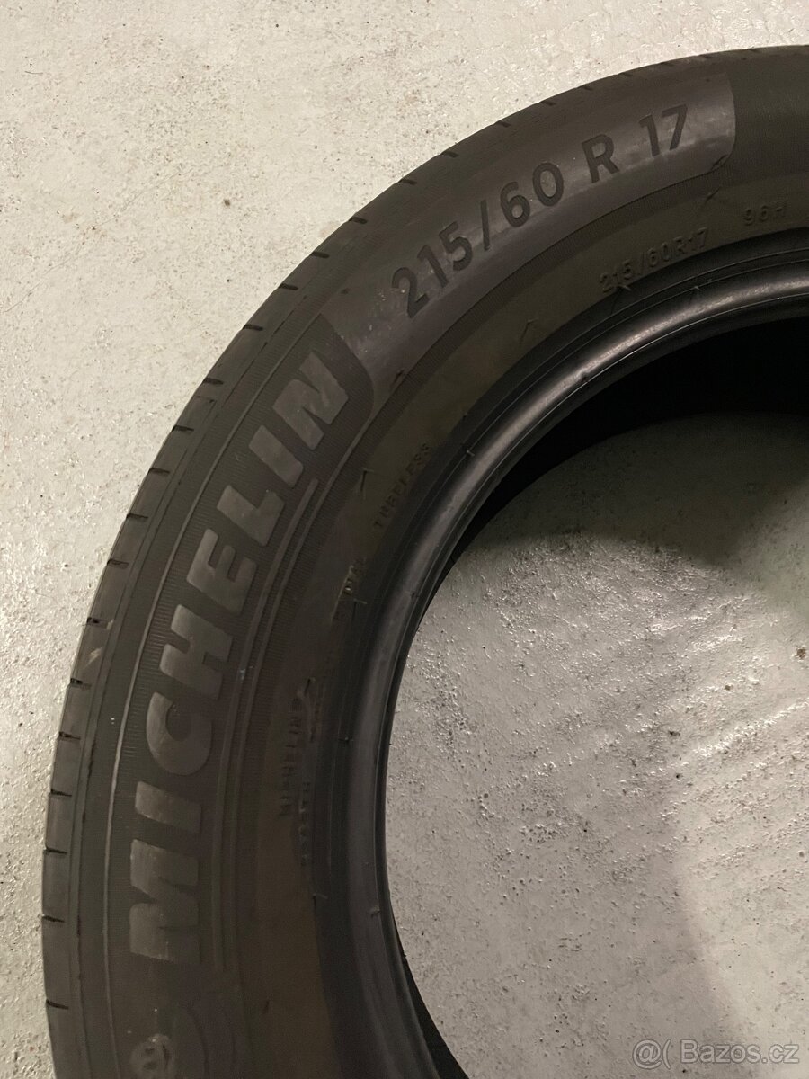 Letní pneu 4ks Michelin 215/60/17 85% - 3