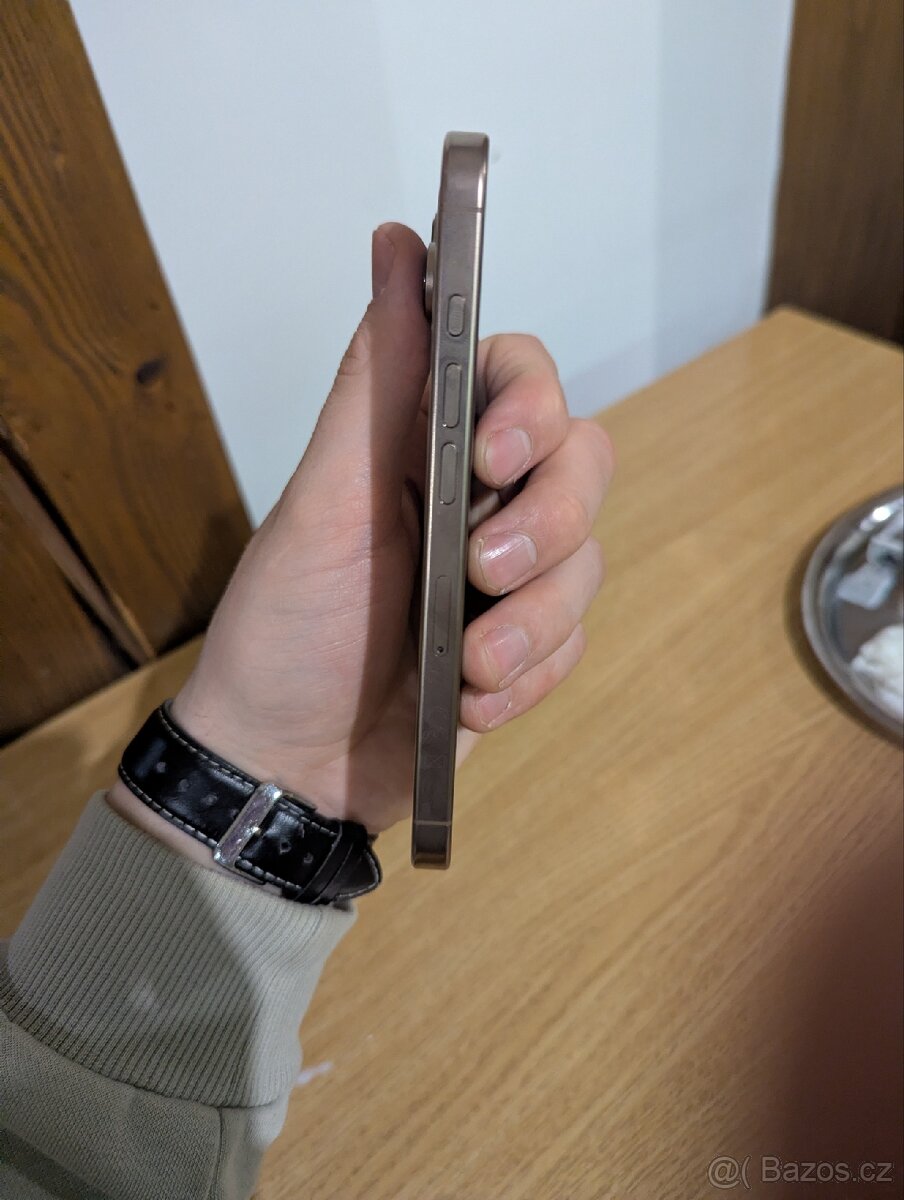 iPhone 16pro/128GB Gold - 3