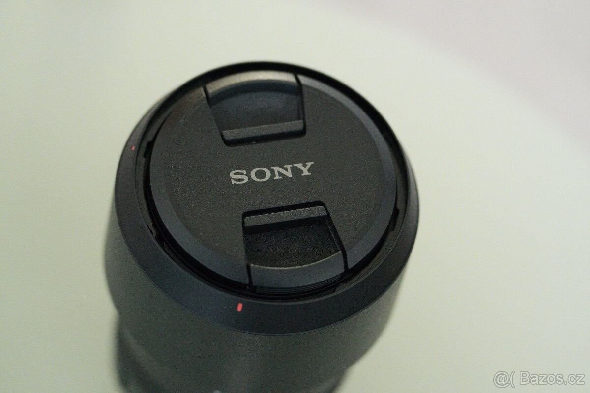 Sony E 70–350 mm f/4.5–6.3 G OSS - 3