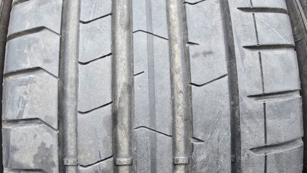 Letní pneu 235/40/20 Pirelli - 3