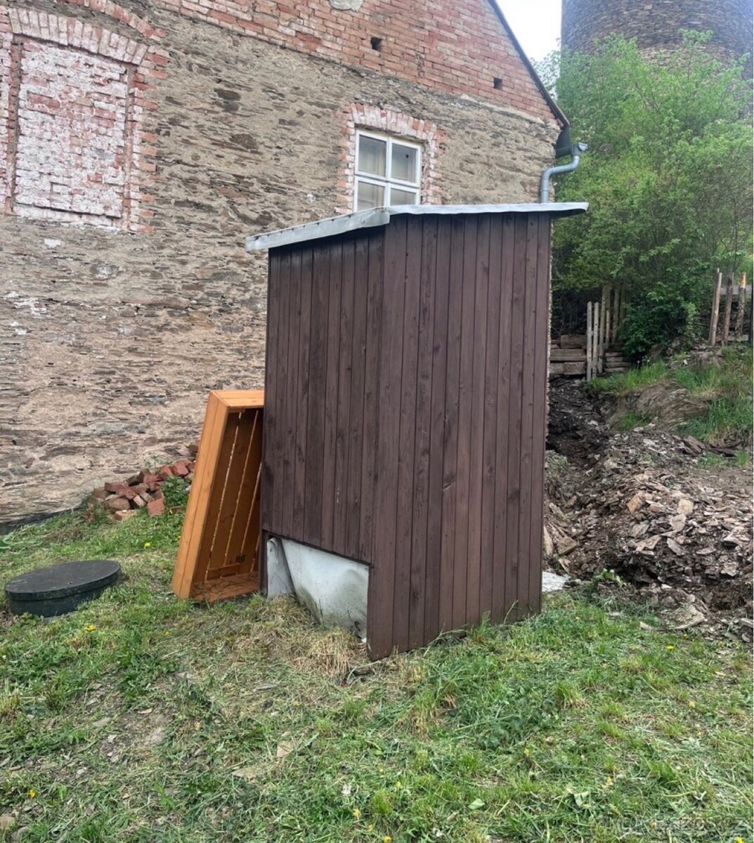 Suchý záchod, wc, kadibudka - 3
