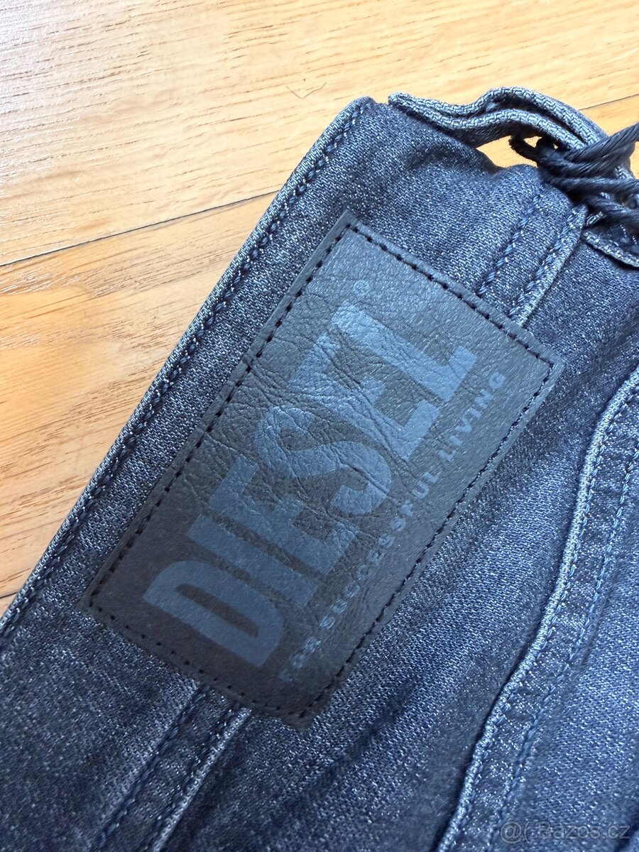 Nové džíny Diesel - 3