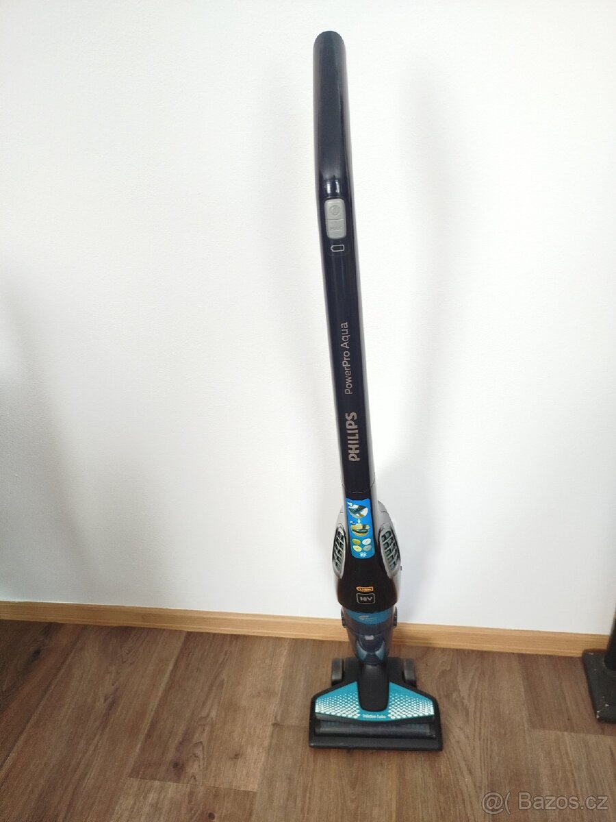 Tyčový vysavač Philips - 3