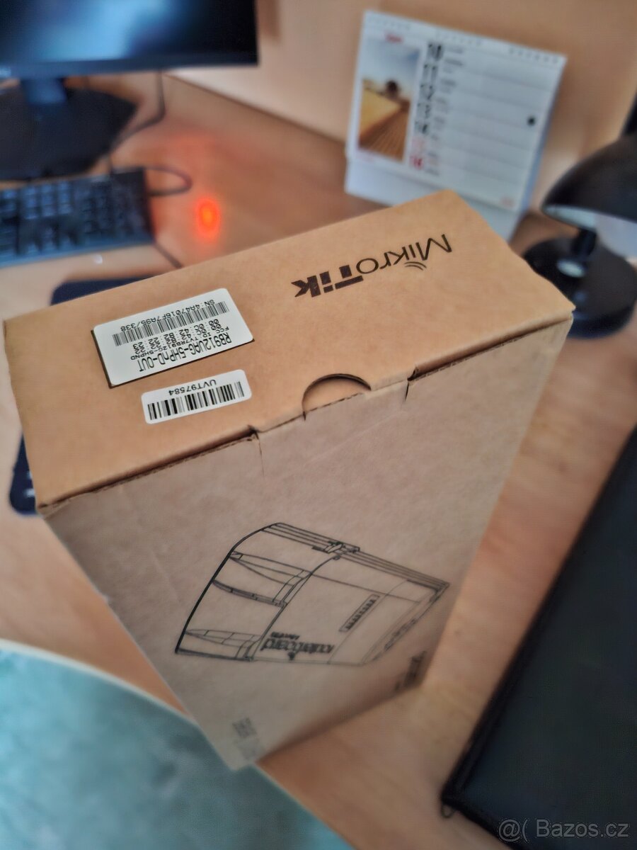 MikroTik RouterBOARD BaseBox 5, 600MHz CPU, 64MB RAM, 1x LAN - 3