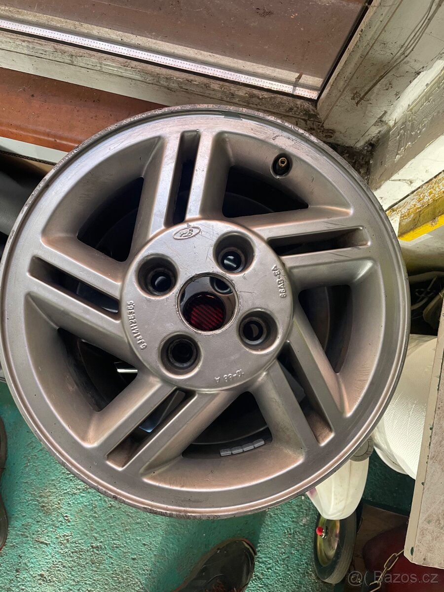 Alu kola Ford - 3