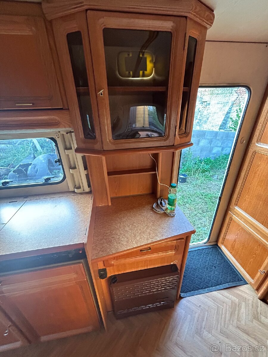 Prodám karavan Wilk 500 - 3