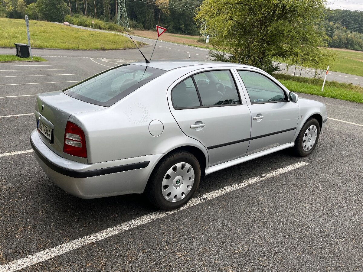 Škoda Octavia 1.6 - 3