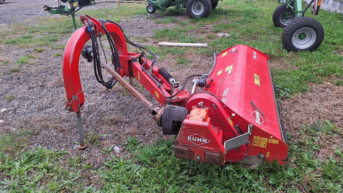 Mulčovač KUHN - 3