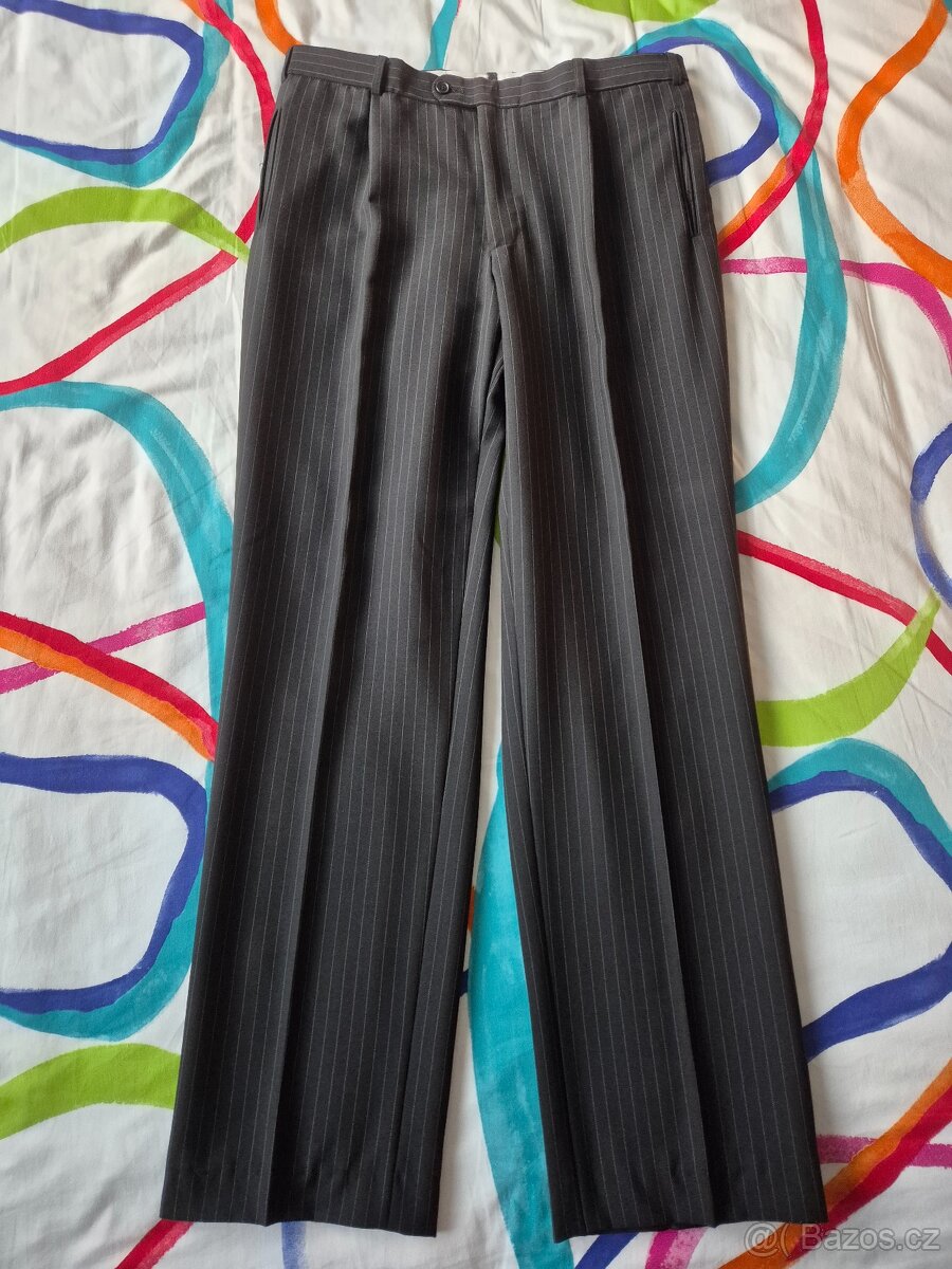 Pánský oblek OP Prostějov tmavě šedý s proužkem vel. 54/110 - 3