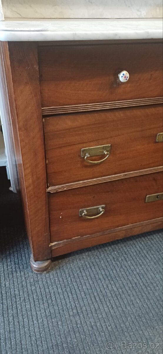 Masivní komoda + mramor deska - 3