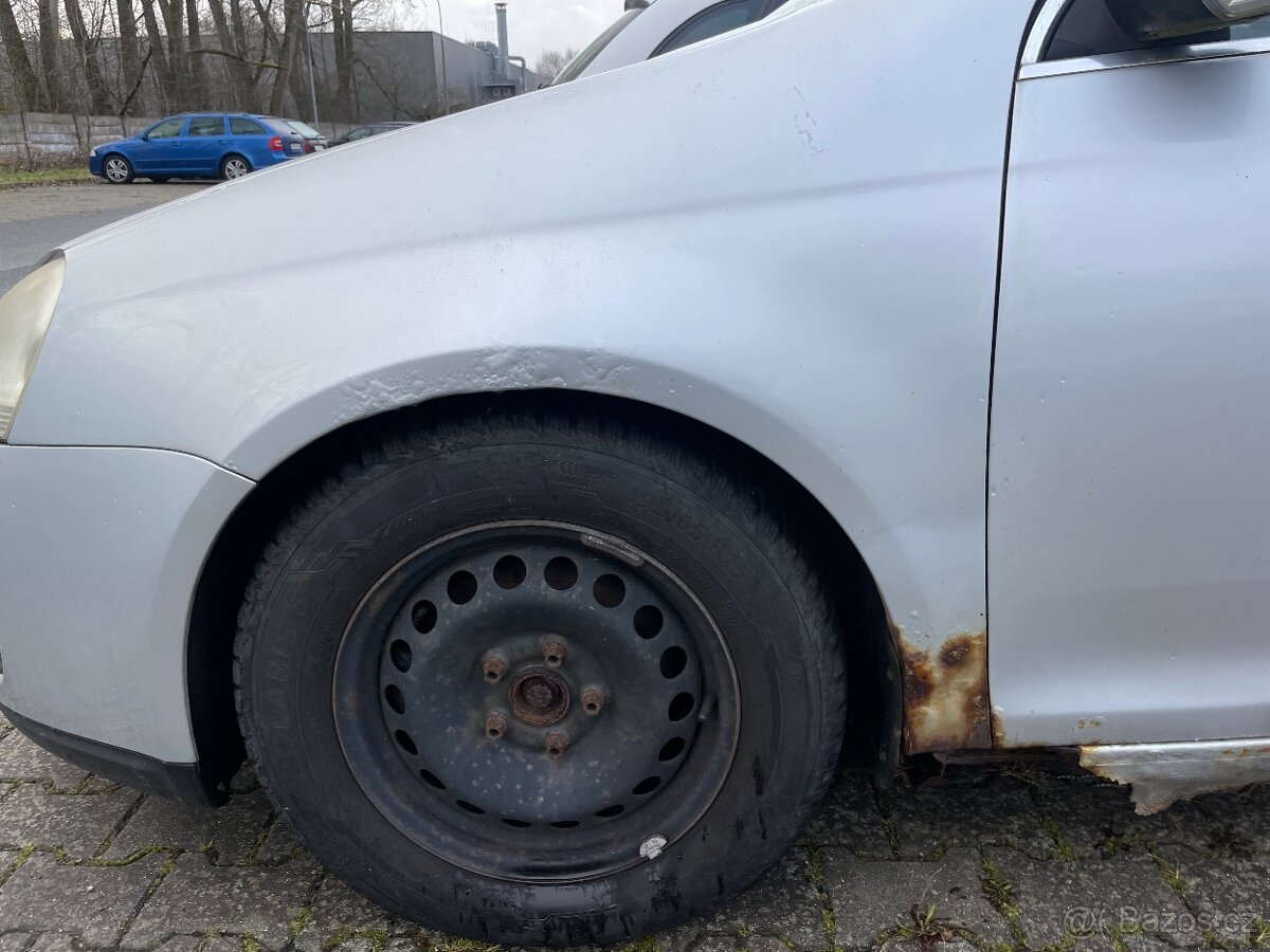 PRODÁM VOLKSWAGEN GOLF V 1.9 TDi - 3