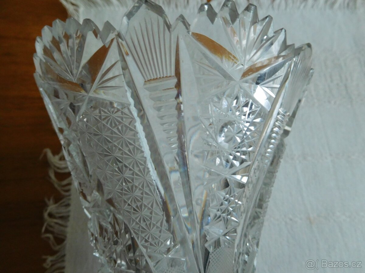 broušené vázy - 3