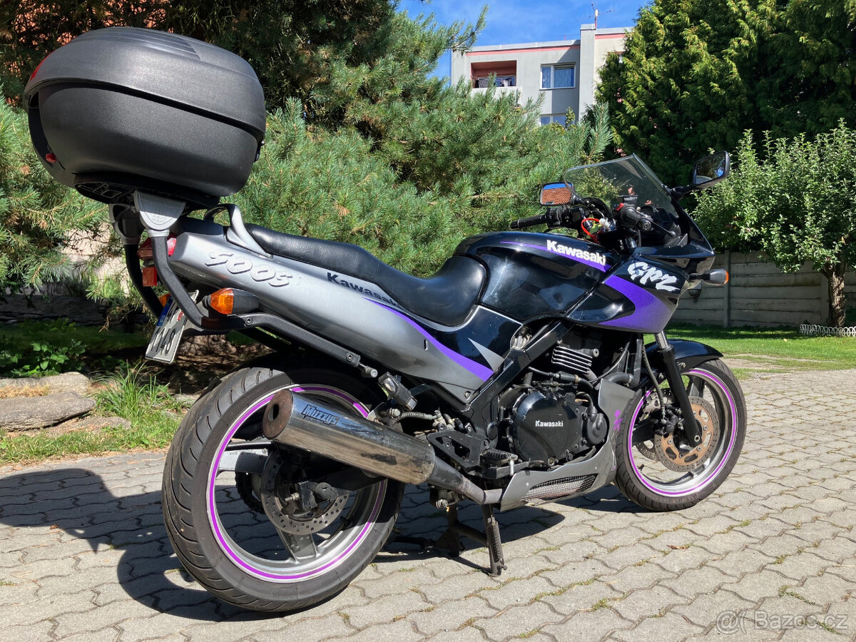 Kawasaki GPZ 500 S - 3