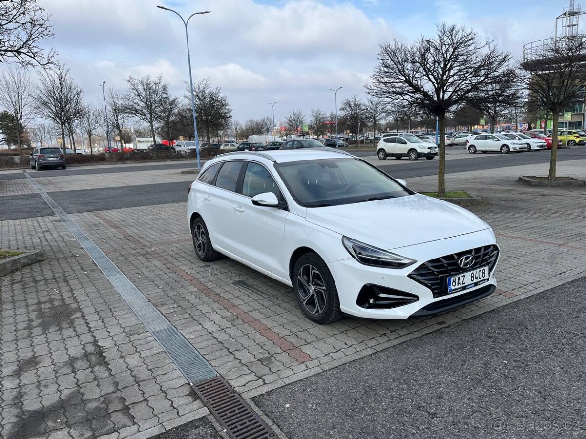 Hyundai i30, 1.6 CRDi Automat - 3