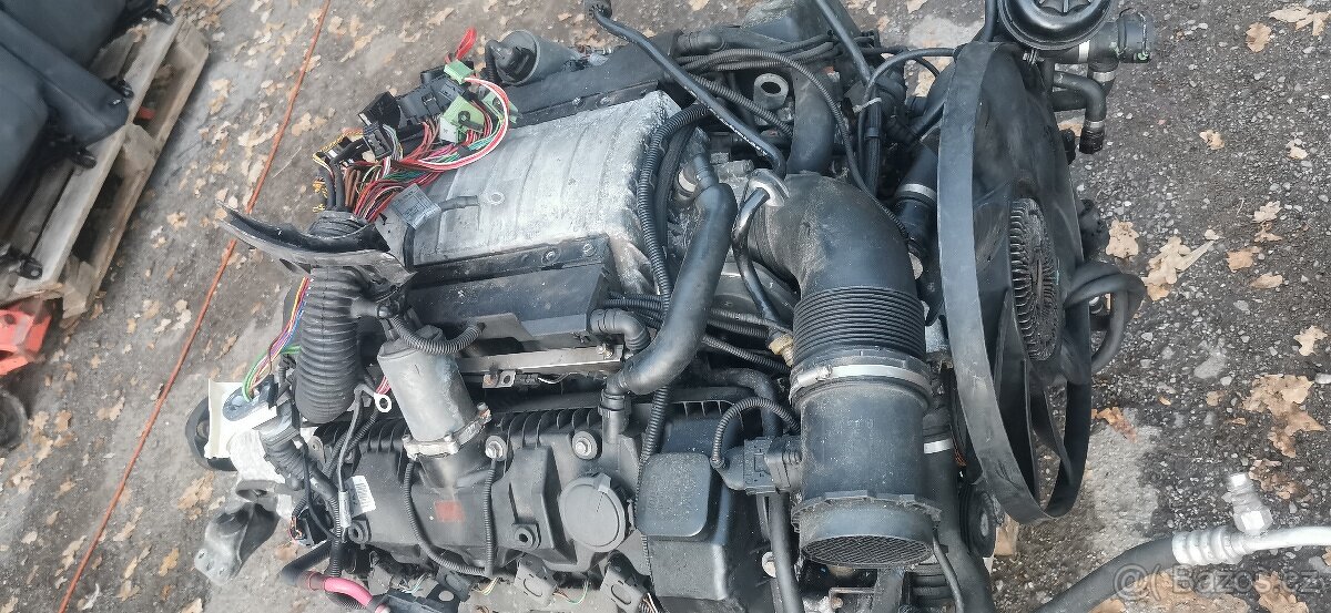 BMW motor N62B36A - 3