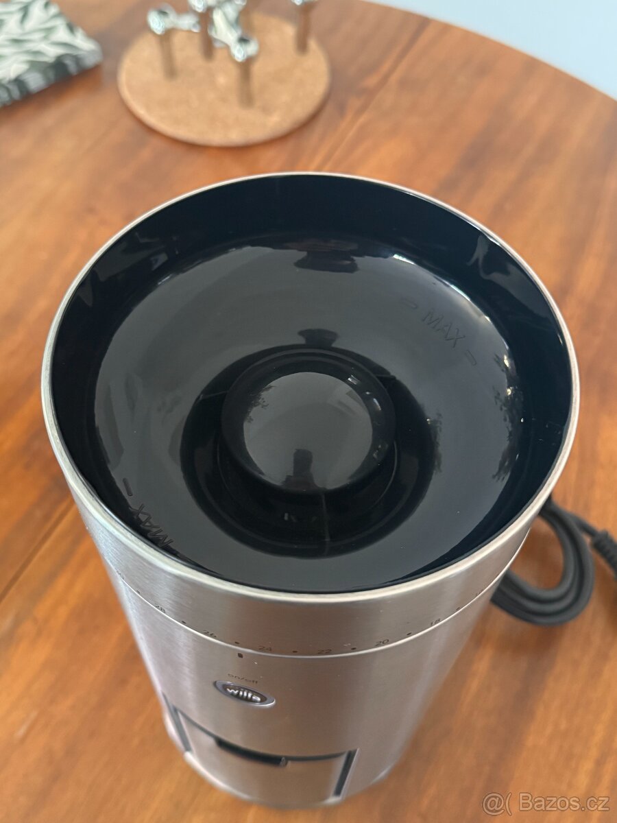 Mlýnek na kávu Wilfa Uniform - 3