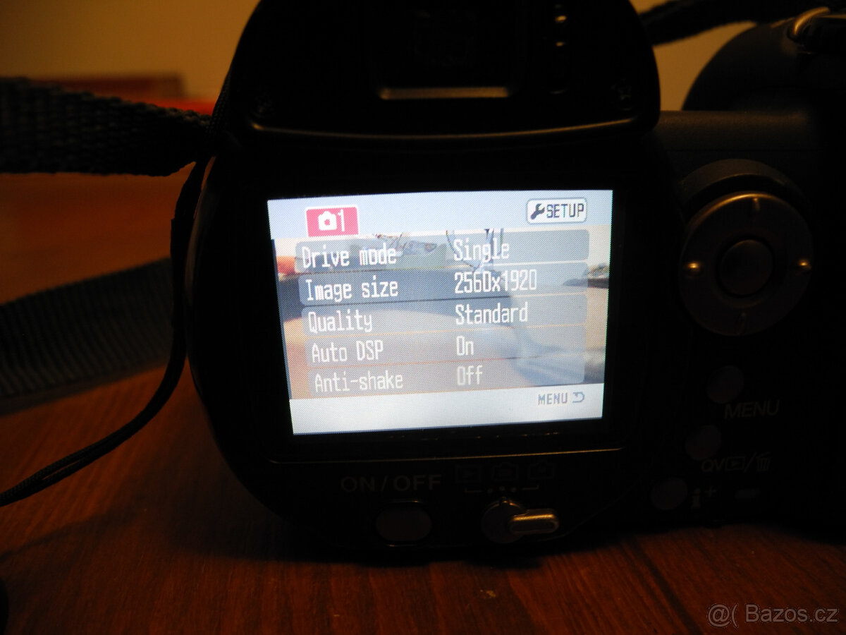 Minolta Dimage Z5 - 3