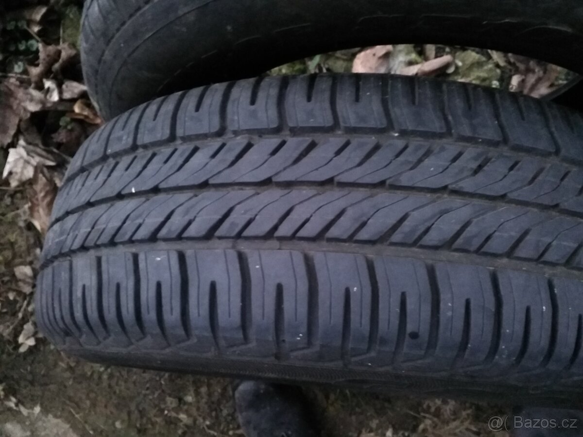 Prodám disk s pneu ford 175x65x14 4x108 et 47,5 - 3