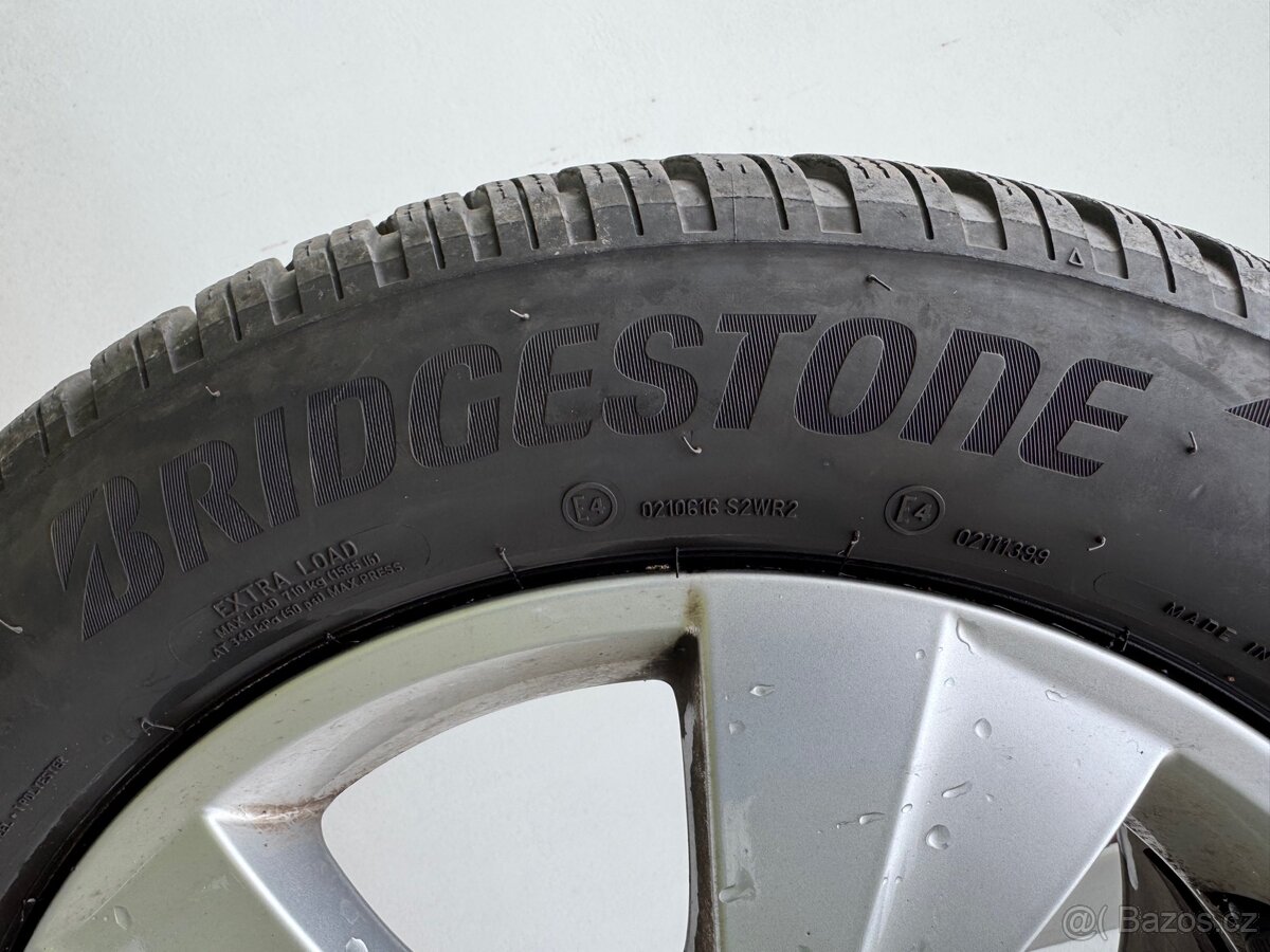 Zimní sada pneu 205/60/16 + disky Octavia - 3