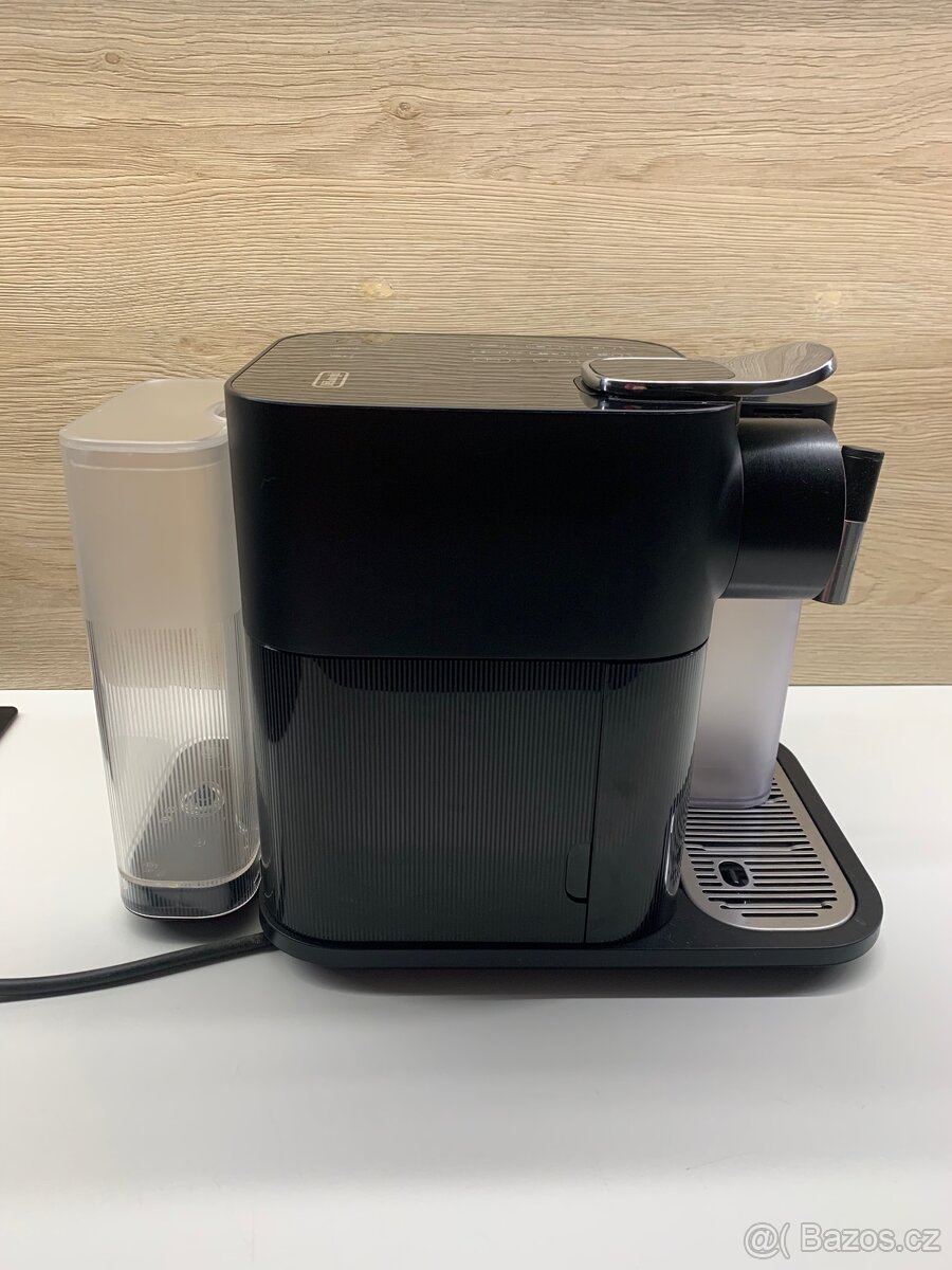 Kávovar De’Longhi Nespresso Gran Lattissima EN640 - 3