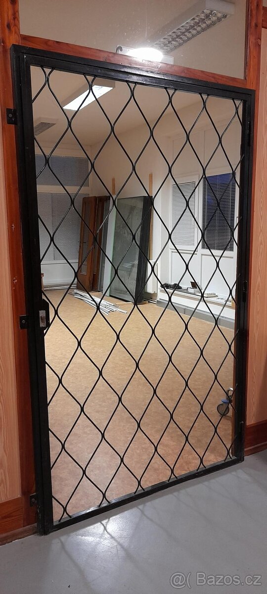 Mřížové dveře - 3