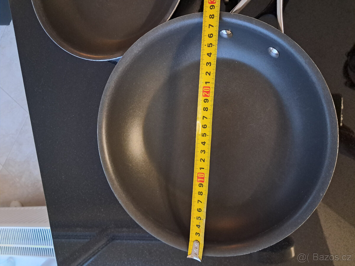 Sada 2 pánví s nepřilnavým povrchem - 3