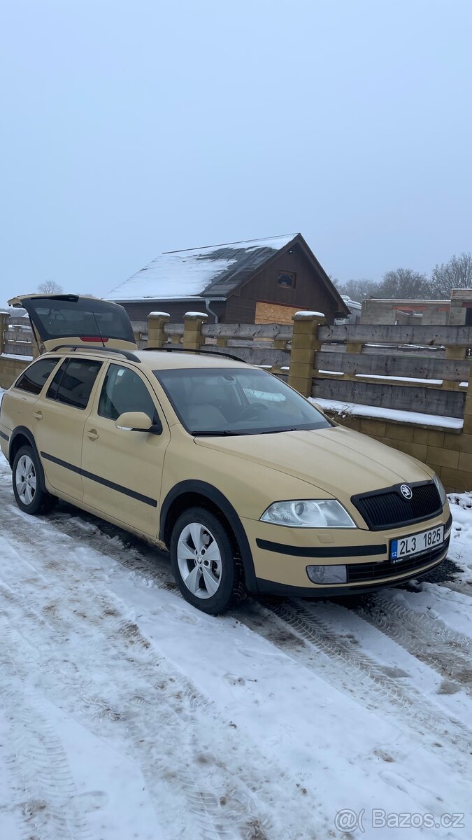 Škoda Octavia 2 1.9TDI 4x4 - super stav - 3