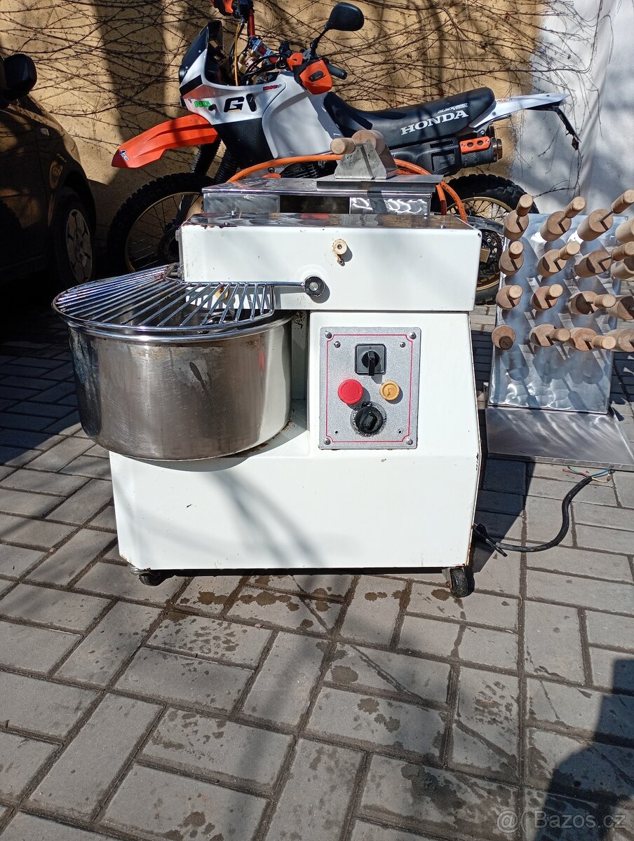 Stroj na trdelník - 3